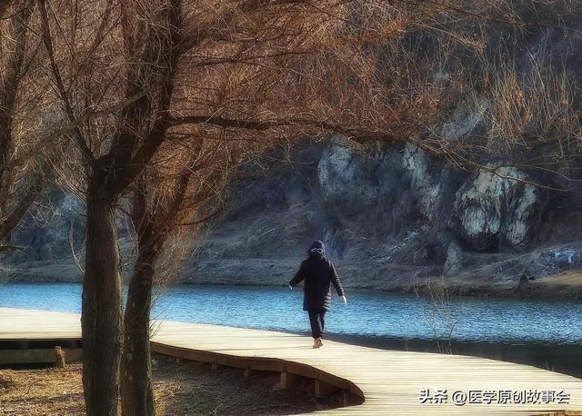 竞速碳中和赛道:F1碳足迹较基准年大降35%,2030净零路线图清晰落地