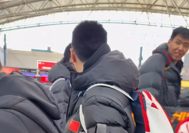 微信回应iPhoneDuo不适配:可以让开发者等,但别让用户等!