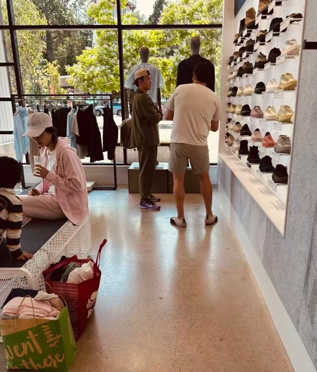 曝詹姆斯最可能重返骑士!球队预留阵容名额:有意同时引进布朗尼