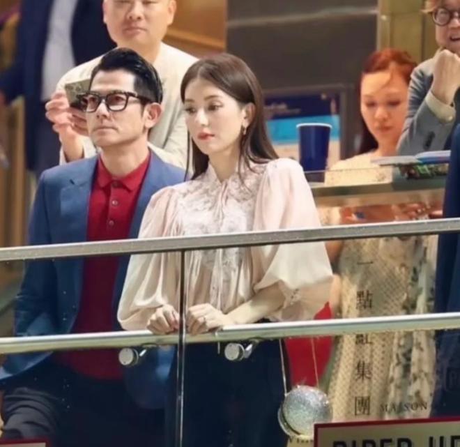 美国记者彻底破防：中国农妇殷玉珍，是全世界最伟大的超级英雄