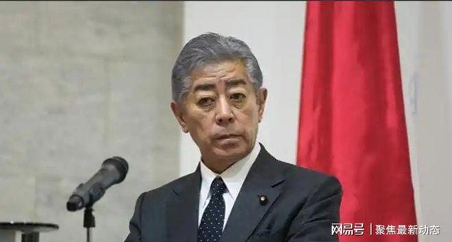 梅西退役了！全世界都在和他道别