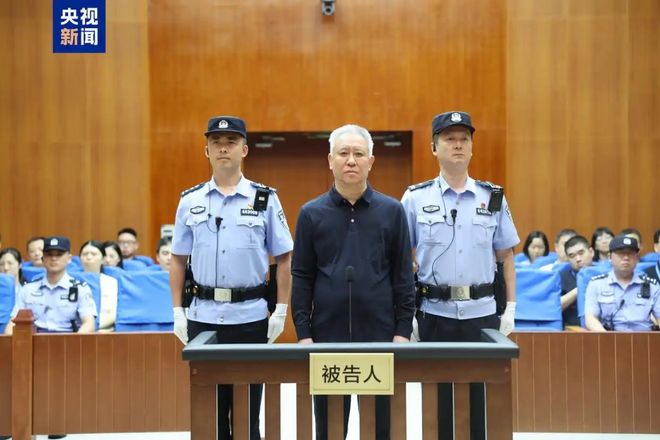 湖人官宣,放弃14人!詹姆斯在内,还有安东尼和霍华德?