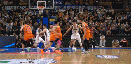 太震撼 了!太癫了!勇士要先换浓眉再签詹姆斯!